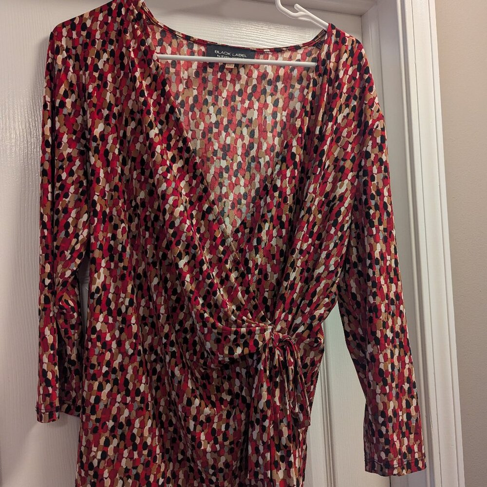 Evan Picone Black label v-neck red and black wrap blouse